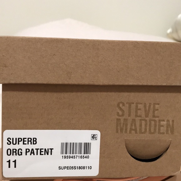 Steve Madden Superb Ankle Tie Sandal - Picture 6 of 10